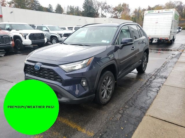 2022 Toyota RAV4 Hybrid XLE Premium