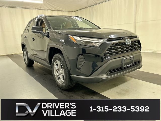 2022 Toyota RAV4 Hybrid XLE