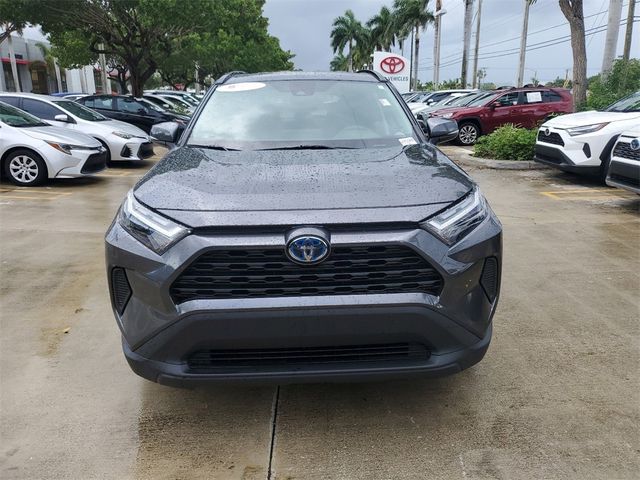 2022 Toyota RAV4 Hybrid XLE