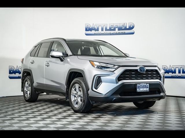 2022 Toyota RAV4 Hybrid XLE