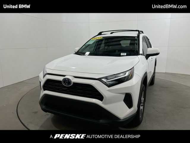 2022 Toyota RAV4 Hybrid XLE