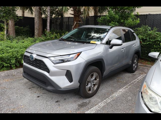 2022 Toyota RAV4 Hybrid XLE