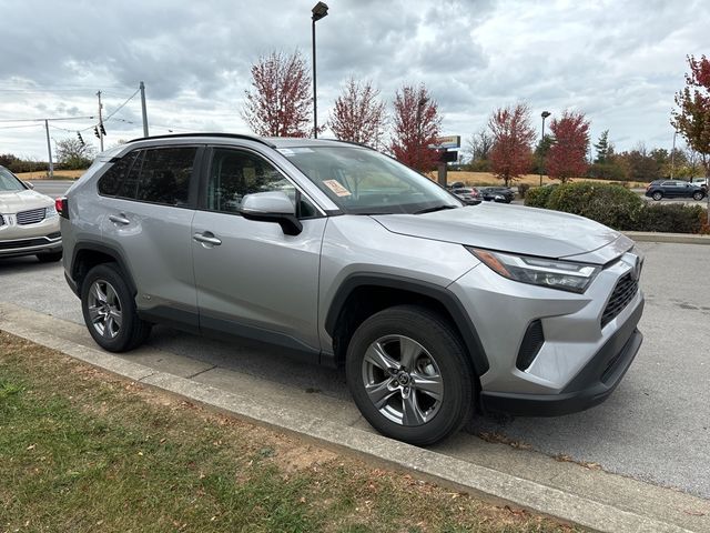 2022 Toyota RAV4 Hybrid XLE