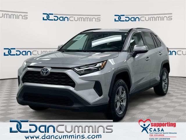 2022 Toyota RAV4 Hybrid XLE