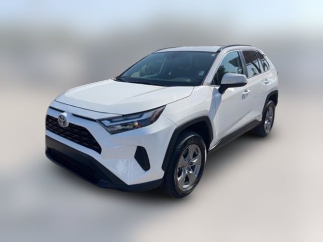 2022 Toyota RAV4 Hybrid XLE