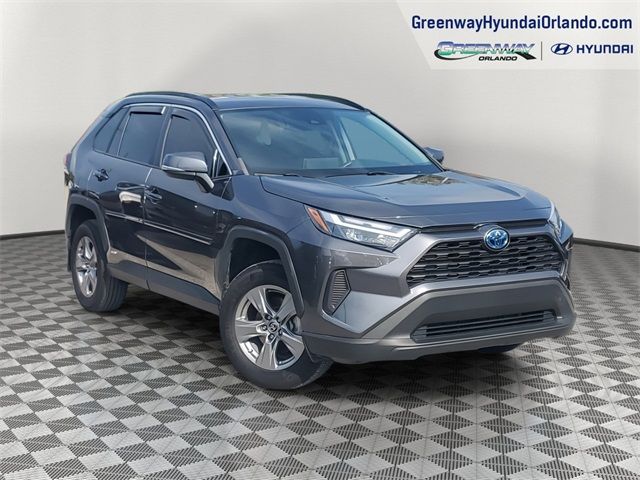 2022 Toyota RAV4 Hybrid XLE