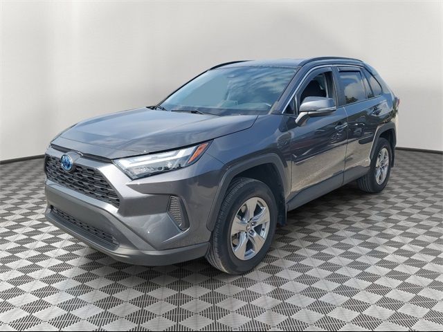 2022 Toyota RAV4 Hybrid XLE