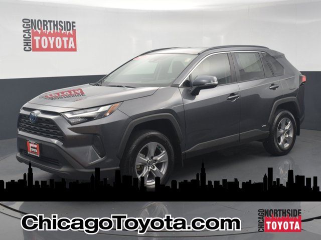 2022 Toyota RAV4 Hybrid XLE