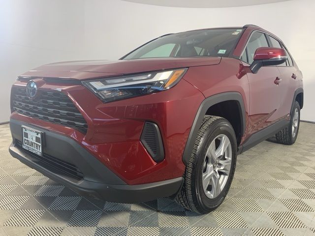 2022 Toyota RAV4 Hybrid XLE