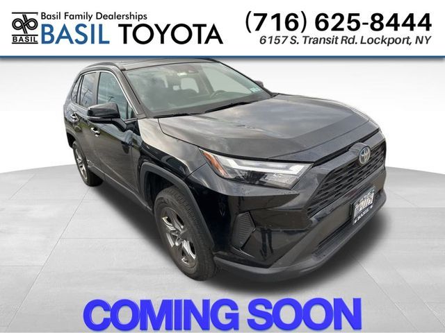 2022 Toyota RAV4 Hybrid XLE