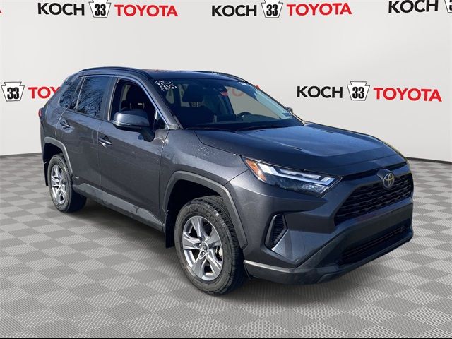 2022 Toyota RAV4 Hybrid XLE