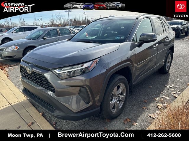 2022 Toyota RAV4 Hybrid XLE