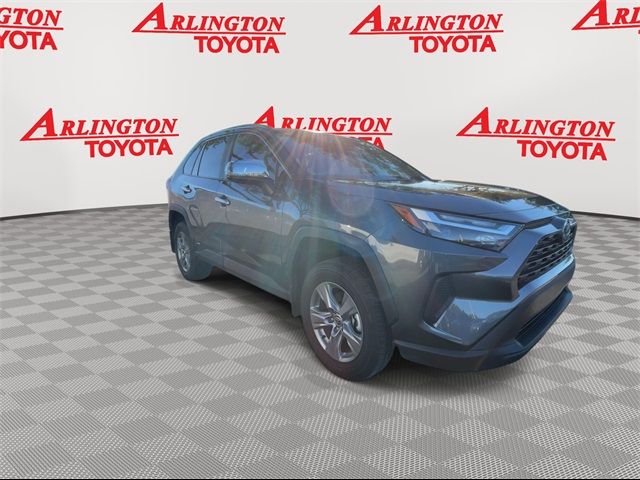 2022 Toyota RAV4 Hybrid XLE