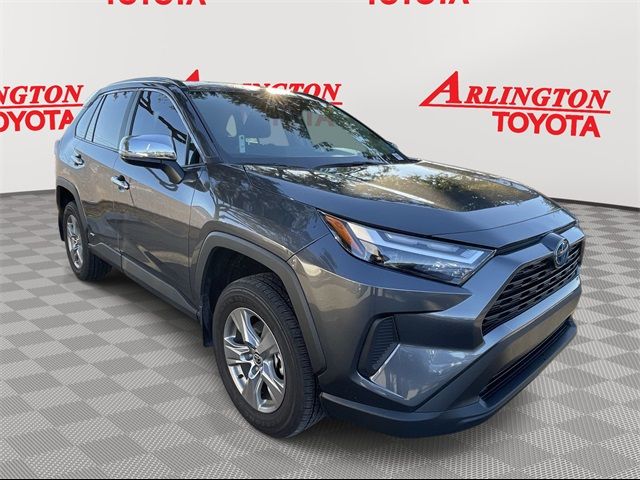 2022 Toyota RAV4 Hybrid XLE