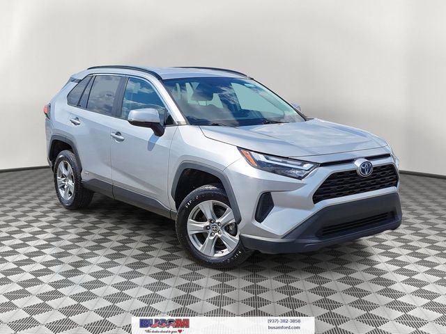 2022 Toyota RAV4 Hybrid XLE