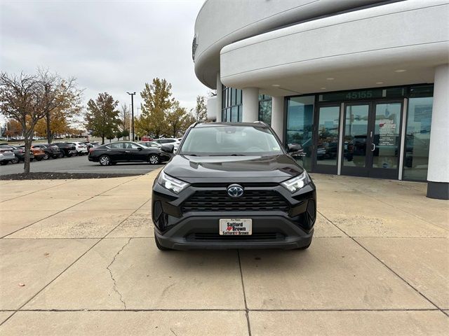 2022 Toyota RAV4 Hybrid XLE