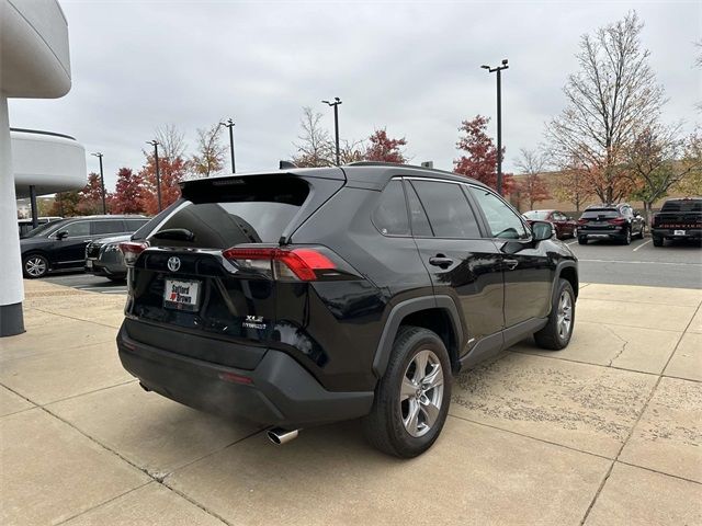 2022 Toyota RAV4 Hybrid XLE