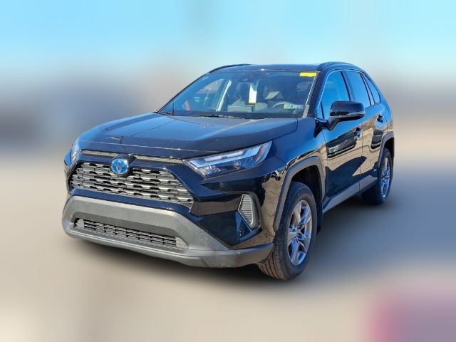 2022 Toyota RAV4 Hybrid XLE