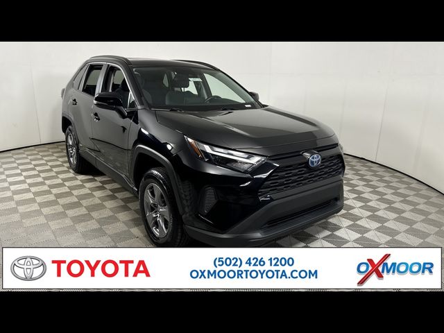 2022 Toyota RAV4 Hybrid XLE