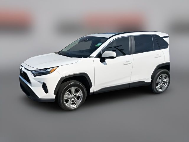 2022 Toyota RAV4 Hybrid XLE