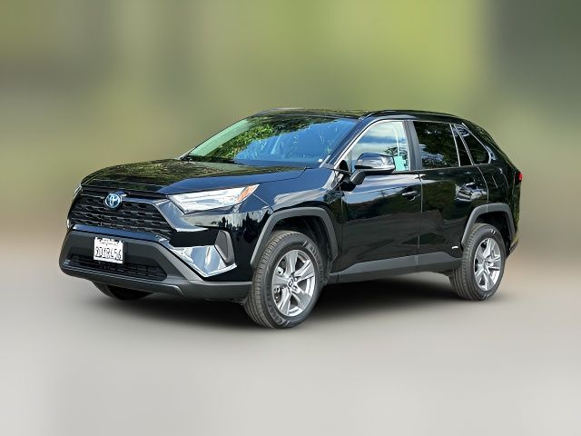 2022 Toyota RAV4 Hybrid XLE