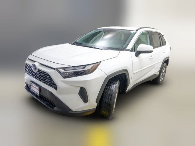 2022 Toyota RAV4 Hybrid XLE