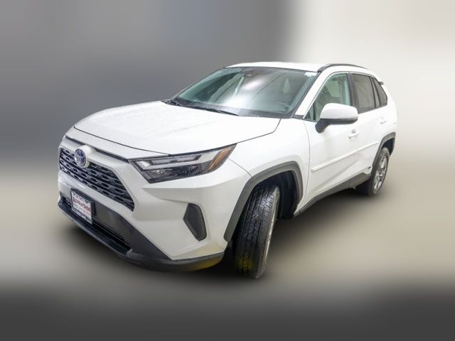 2022 Toyota RAV4 Hybrid XLE