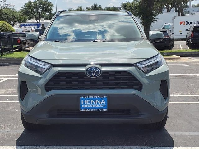 2022 Toyota RAV4 Hybrid XLE