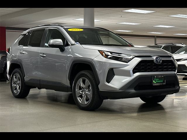 2022 Toyota RAV4 Hybrid XLE