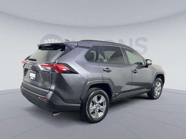 2022 Toyota RAV4 Hybrid XLE