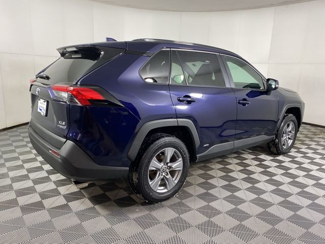 2022 Toyota RAV4 Hybrid XLE