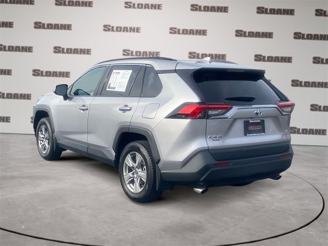 2022 Toyota RAV4 Hybrid XLE