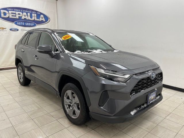 2022 Toyota RAV4 Hybrid XLE