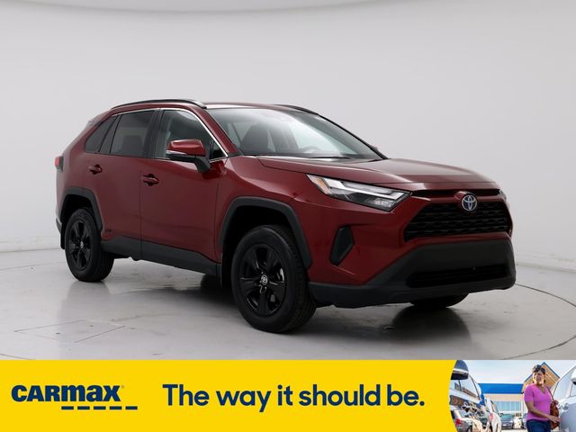 2022 Toyota RAV4 Hybrid XLE