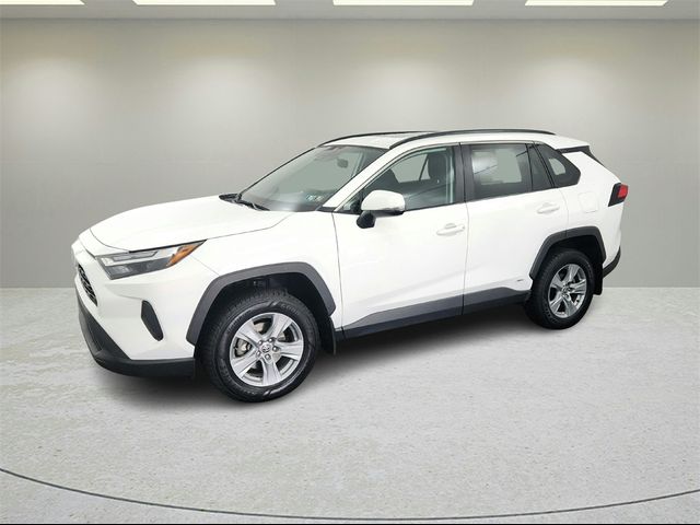 2022 Toyota RAV4 Hybrid XLE