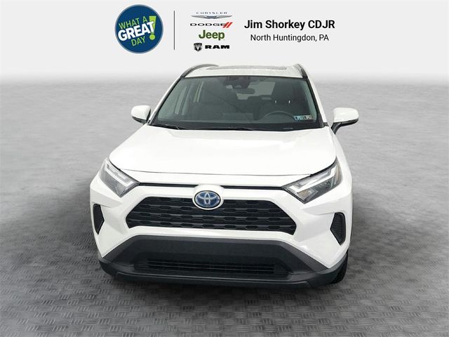 2022 Toyota RAV4 Hybrid XLE