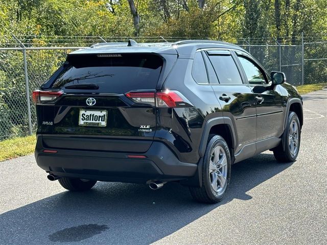 2022 Toyota RAV4 Hybrid XLE