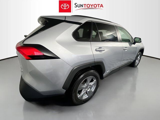 2022 Toyota RAV4 Hybrid XLE