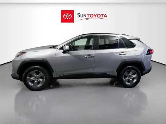 2022 Toyota RAV4 Hybrid XLE