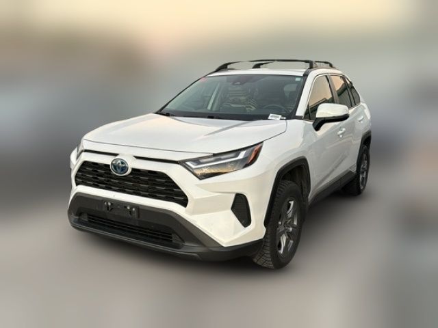 2022 Toyota RAV4 Hybrid XLE