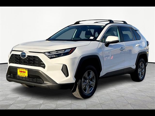 2022 Toyota RAV4 Hybrid XLE