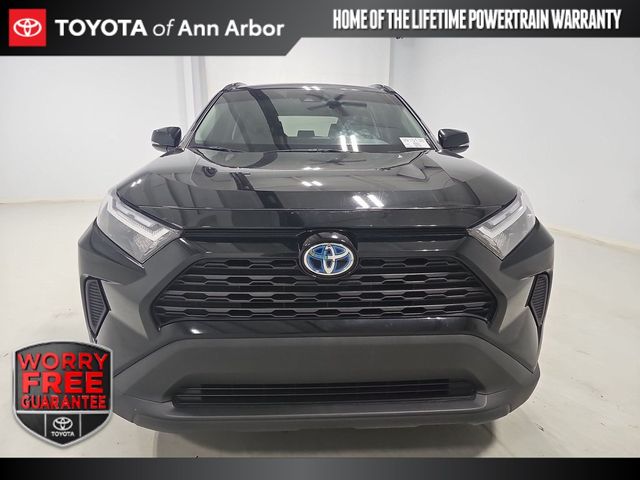 2022 Toyota RAV4 Hybrid XLE