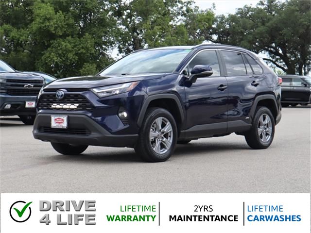 2022 Toyota RAV4 Hybrid XLE