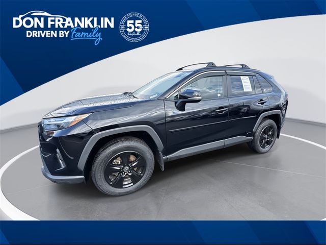 2022 Toyota RAV4 Hybrid XLE