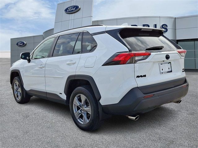 2022 Toyota RAV4 Hybrid XLE