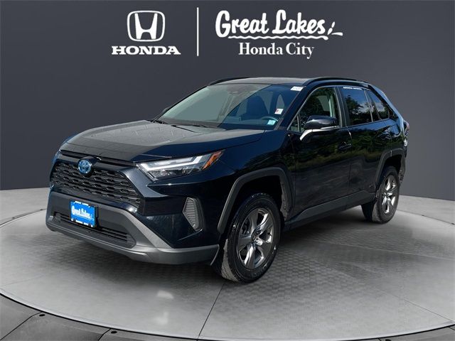 2022 Toyota RAV4 Hybrid XLE