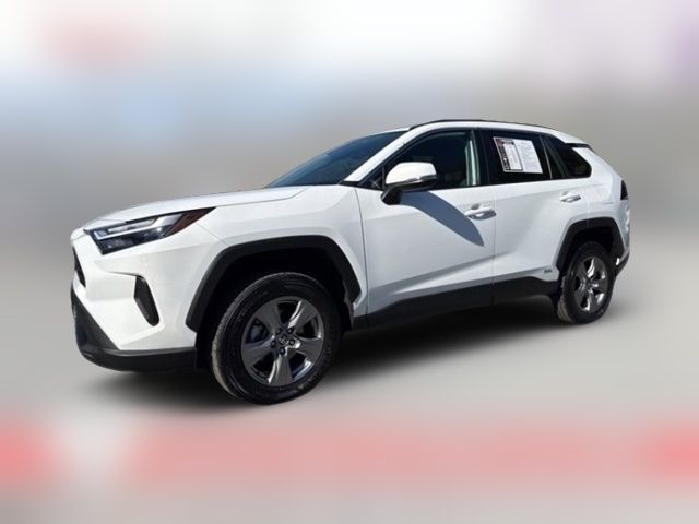 2022 Toyota RAV4 Hybrid XLE