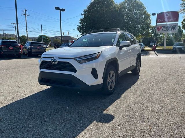 2022 Toyota RAV4 Hybrid XLE