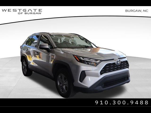 2022 Toyota RAV4 Hybrid XLE