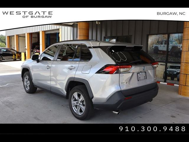 2022 Toyota RAV4 Hybrid XLE